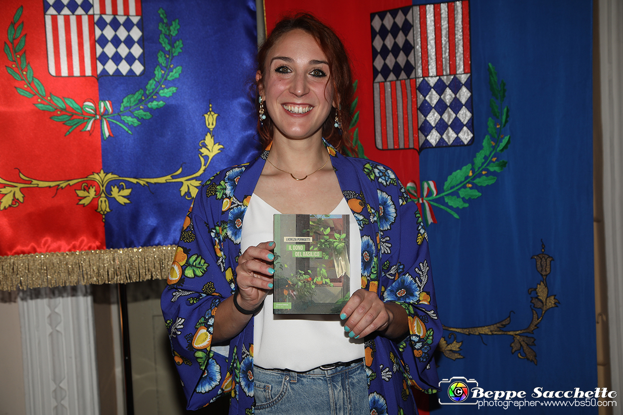 VBS_1262 - Presentazione libro 'Il dono del basilico' di Lucrezia Pernigotti.jpg